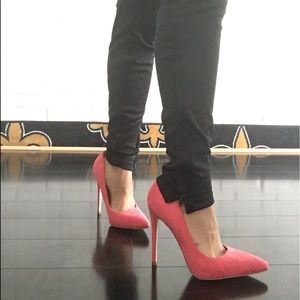 🙅🏻‍♀️🚫 SOLD OUT Sophisticated Pink Pointed Heel